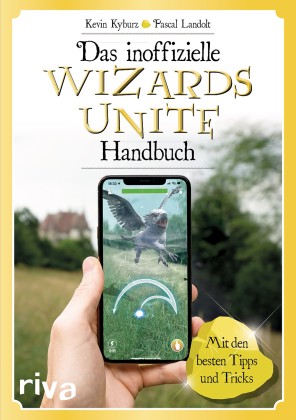 Das Cover des Handbuchs zeigt eine Hand mit Handy, beim Versuch einen Hippogreif zu retten.